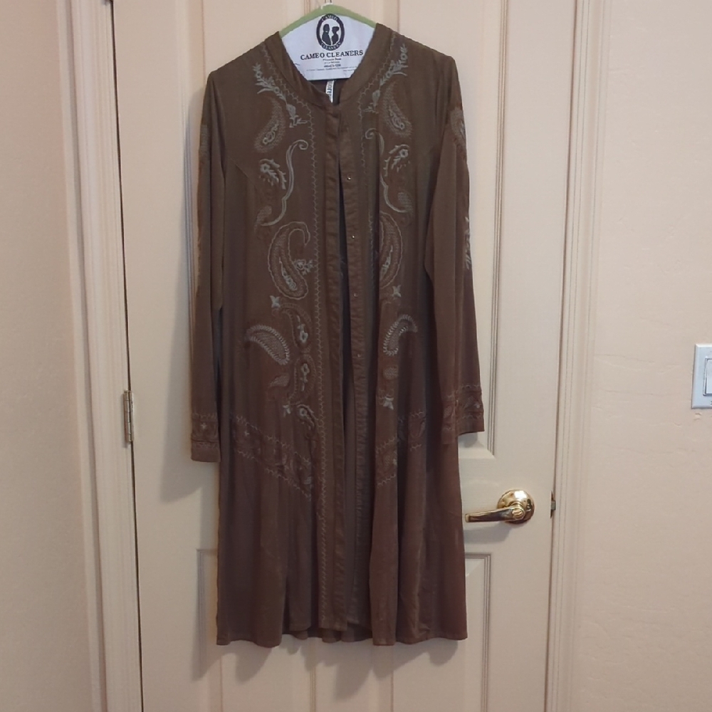 Monoreno Olive Embroidered Jacket
